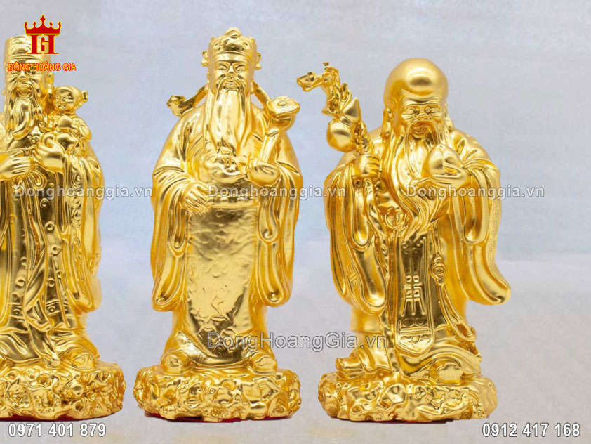 Tượng tam đa phúc lộc thọ mạ vàng được chế tác hoàn toàn thủ công truyền thống